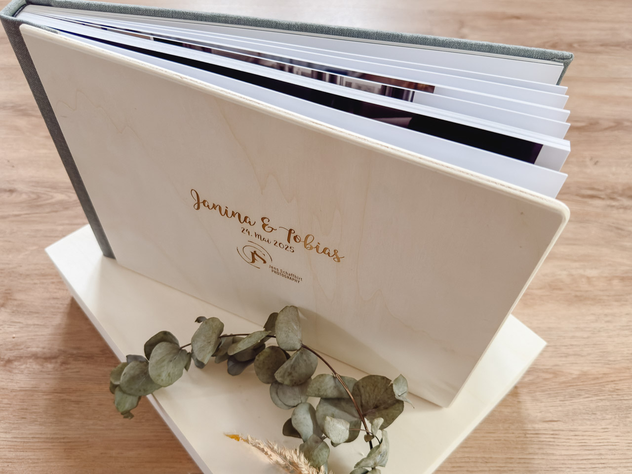 Oak & Art – Cover Detail